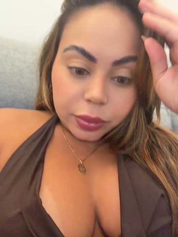 Lariic nude photo 1