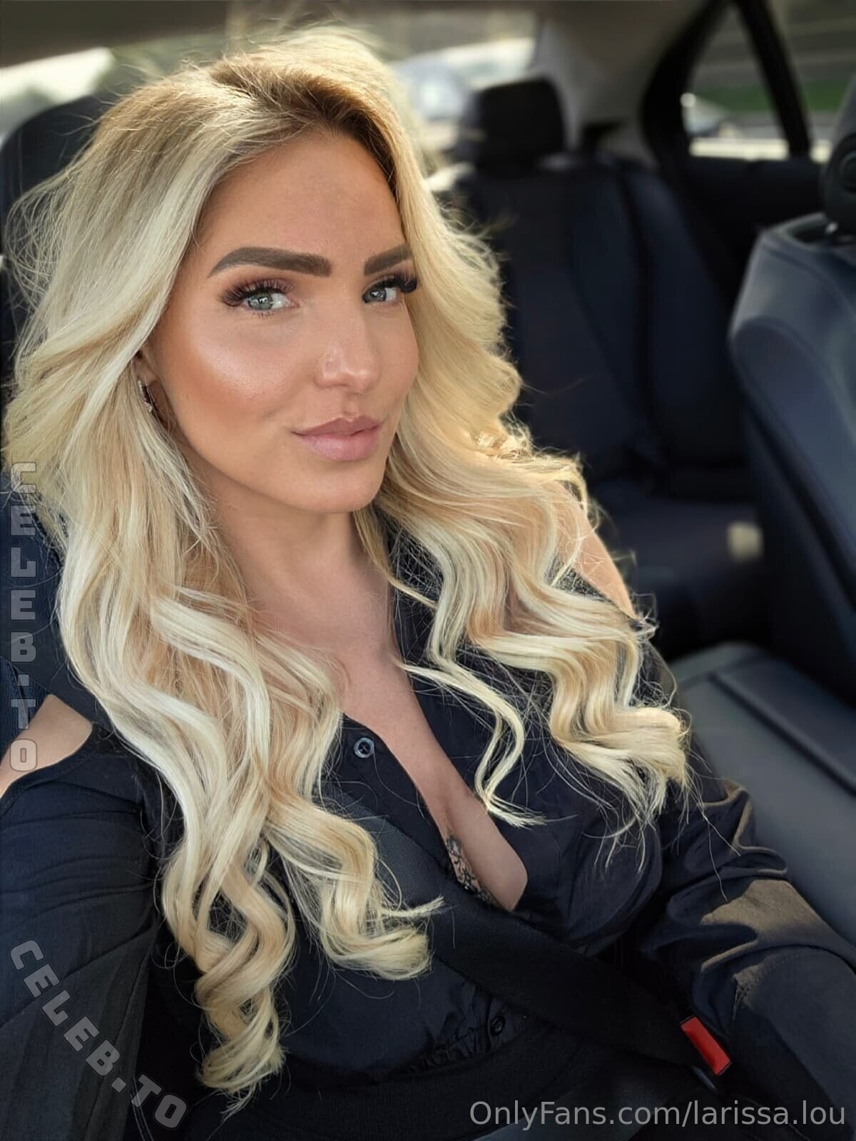 Larissa Lou nude photo 1