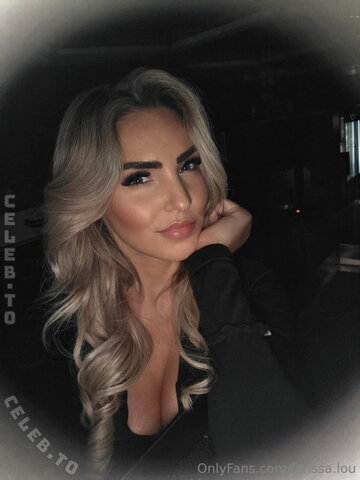 Larissa Lou photo 3