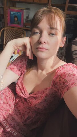 Larissa Rieß New (2 photos)
