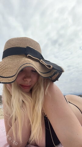 Larissa.lhaa nude photo 75