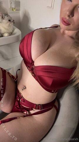 Larissa.lhaa nude photo 175