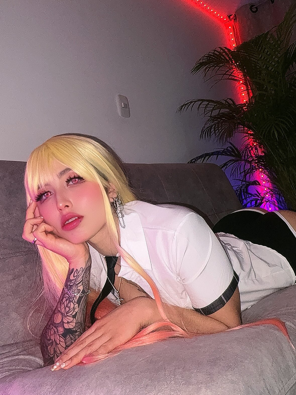 Larolita23 nude photo 8