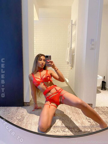 Laryn Budi nude photo 22