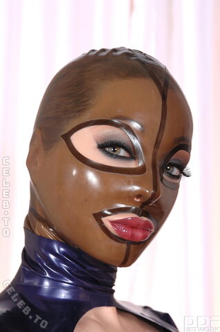 Latex Lucy nude photo 128