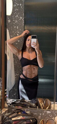 Laura ashleighh nude photo 8