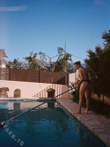 Laura Freigang nude
