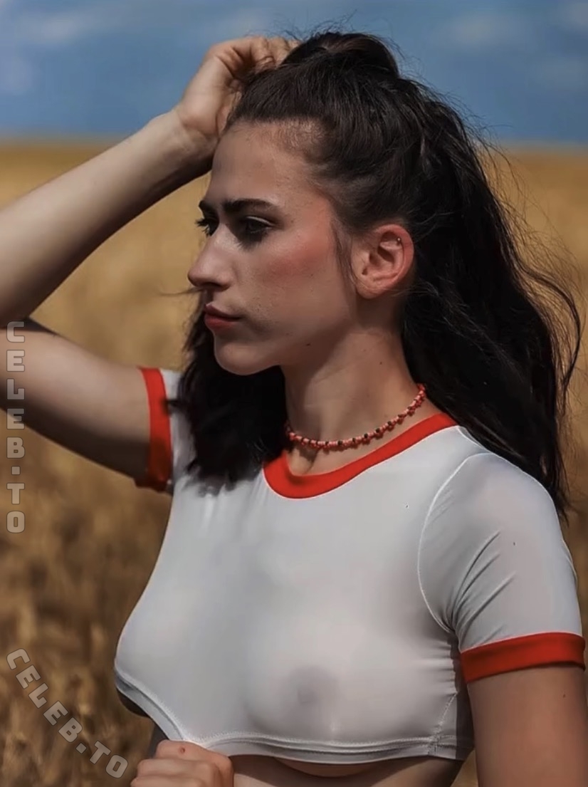 Laura-Jasmin Nimtz nude photo 7