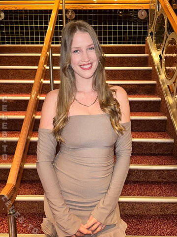 Laura Mae nude photo 22