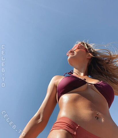 Laura Mae nude photo 12