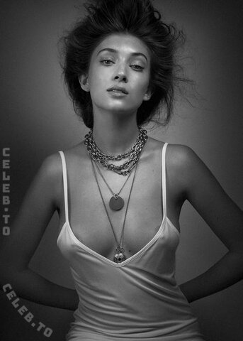 Laura Margesin nude photo 97