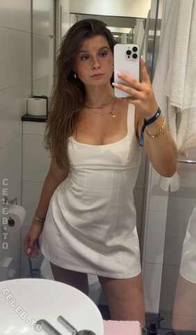 Laura Marie Röhrig nude photo 6