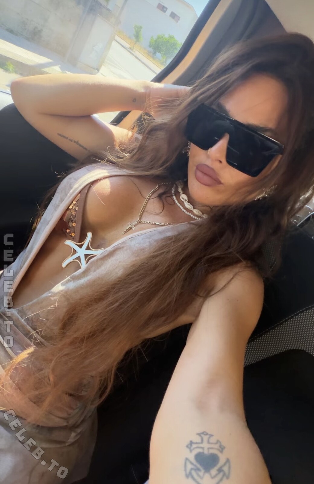 Laura Morante nude photo 1