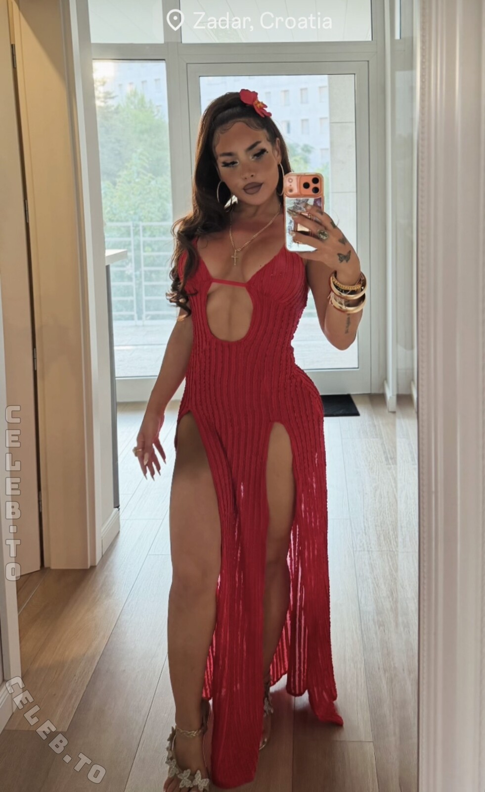 Laura Morante nude photo 2