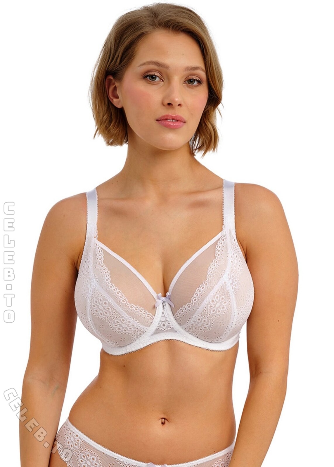 Laura Oganessian nude photo 5
