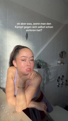 Laura Sophie nude photo 18
