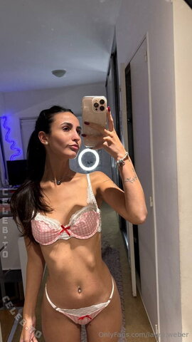 Laura Weber nude photo 11