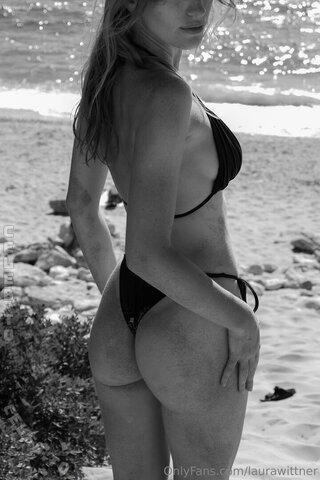 Laura Wittner nude photo 68