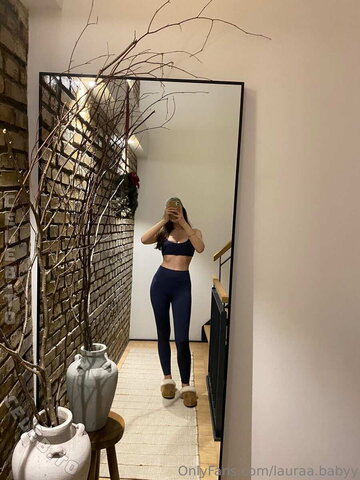 Lauraa.babyy nude photo 63