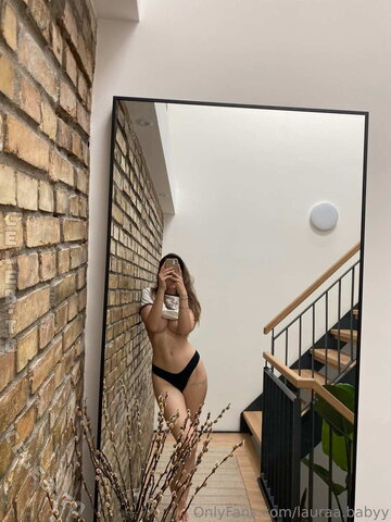 Lauraa.babyy nude photo 62