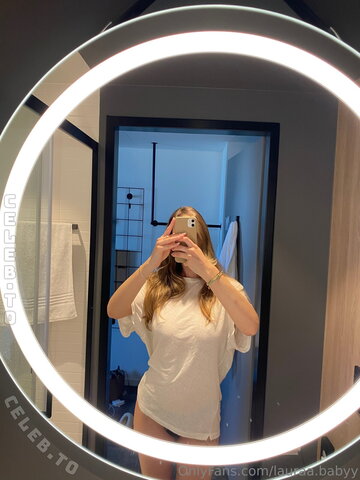 Lauraa.babyy nude photo 61