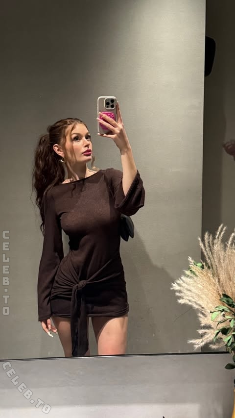 lauraa_.fl nude photo 1