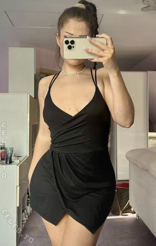 Lauralianajane nude photo 21