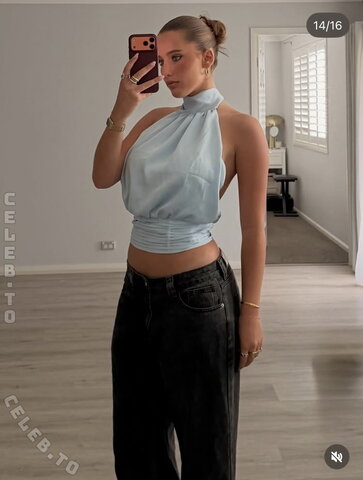 Lauramjj_ nude photo 38