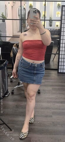 laurassoberlife nude photo 4