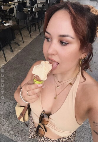 laurassoberlife New (5 photos)