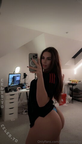 Lauren Alexis Hot (1 photo)