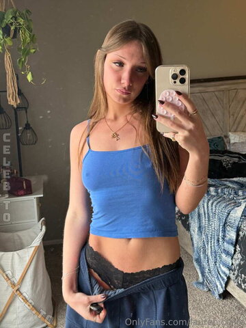 Lauren Claire nude photo 17