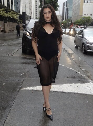 Lauren Jauregui nude photo 3