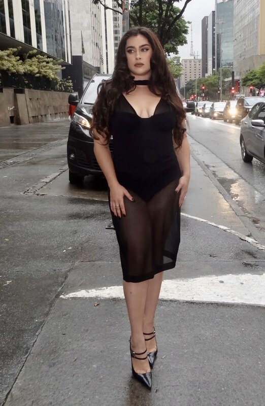 Lauren Jauregui nude photo 8