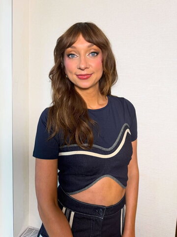Lauren Lapkus nude photo 8