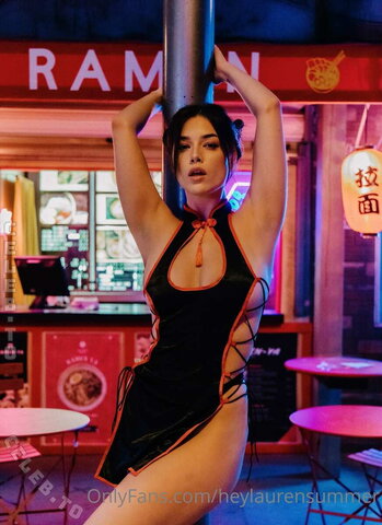 Lauren Summer – Tokyo Issue