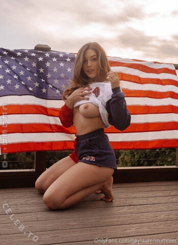 Lauren Summer nude photo 9