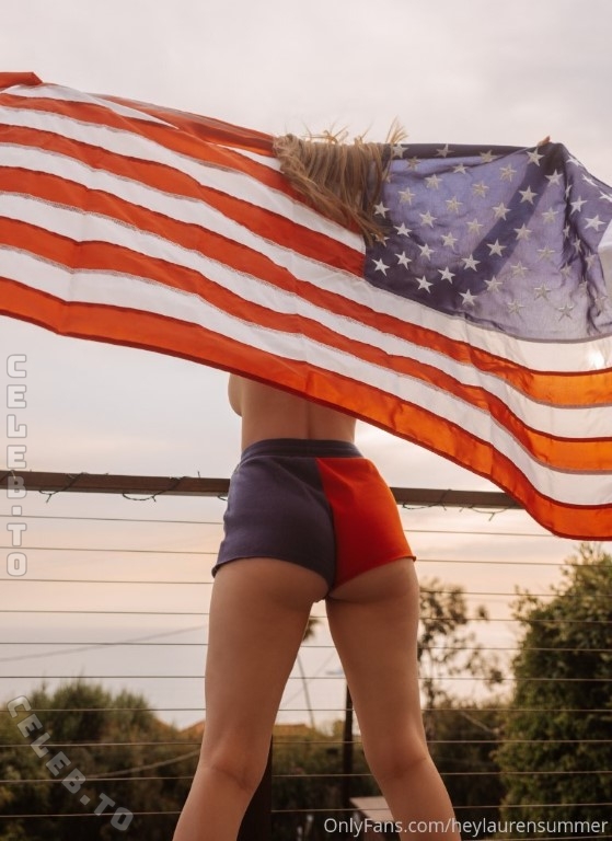 Lauren Summer nude photo 10