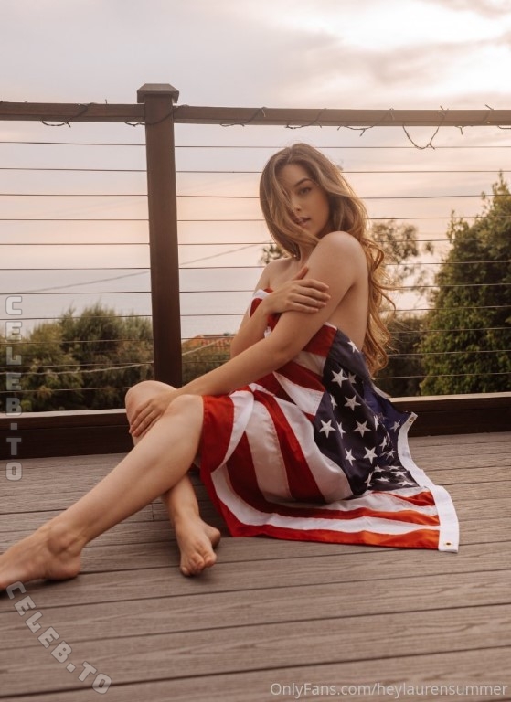 Lauren Summer nude photo 13