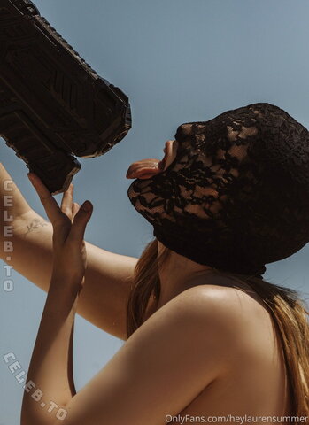Lauren Summer photo 2