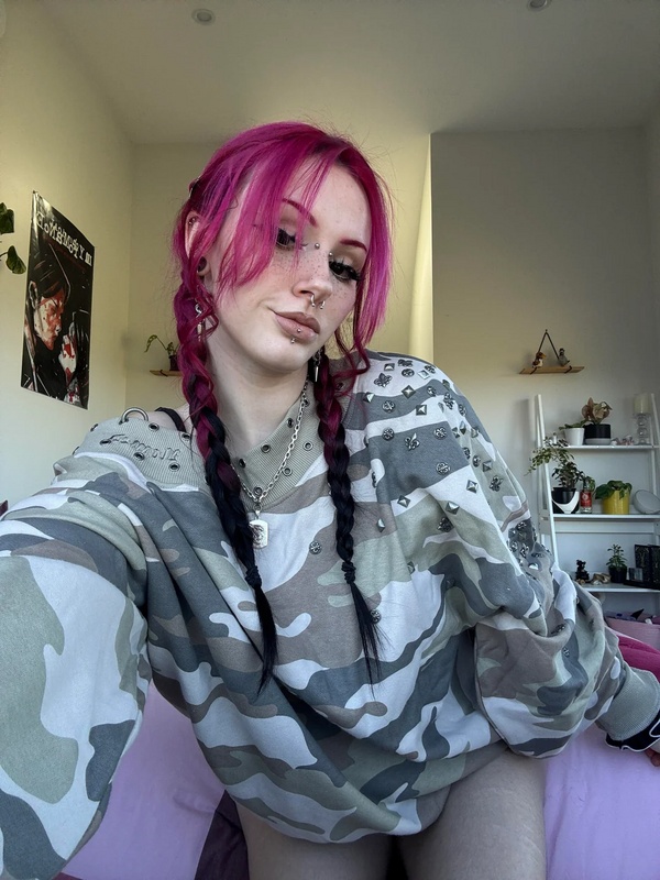 Lavenderhayz nude photo 16