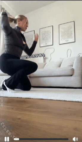 Lavrasophie nude photo 11
