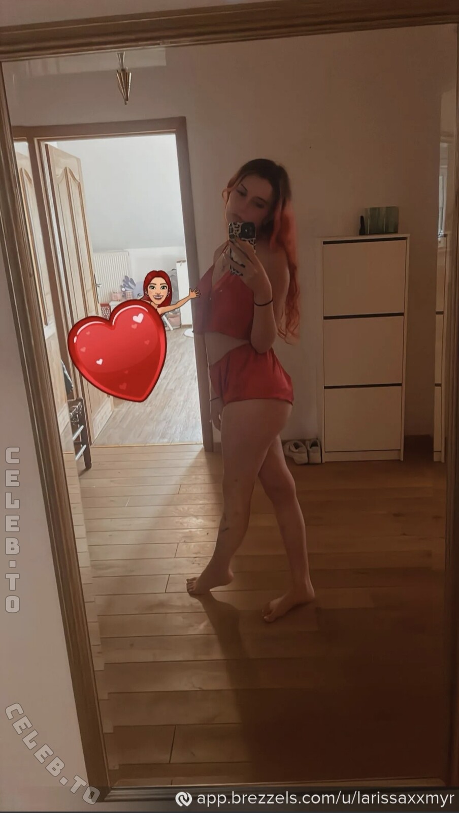 Laxissaxmyr nude photo 4
