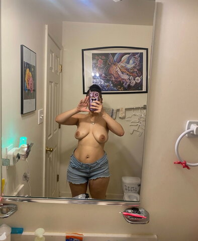 Laybunniez StrawbexxyBunzz Laysoglossy Sexy (5 photos)