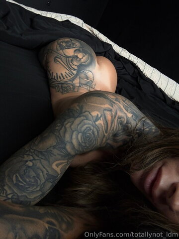 ldmfitmodel nude photo 37