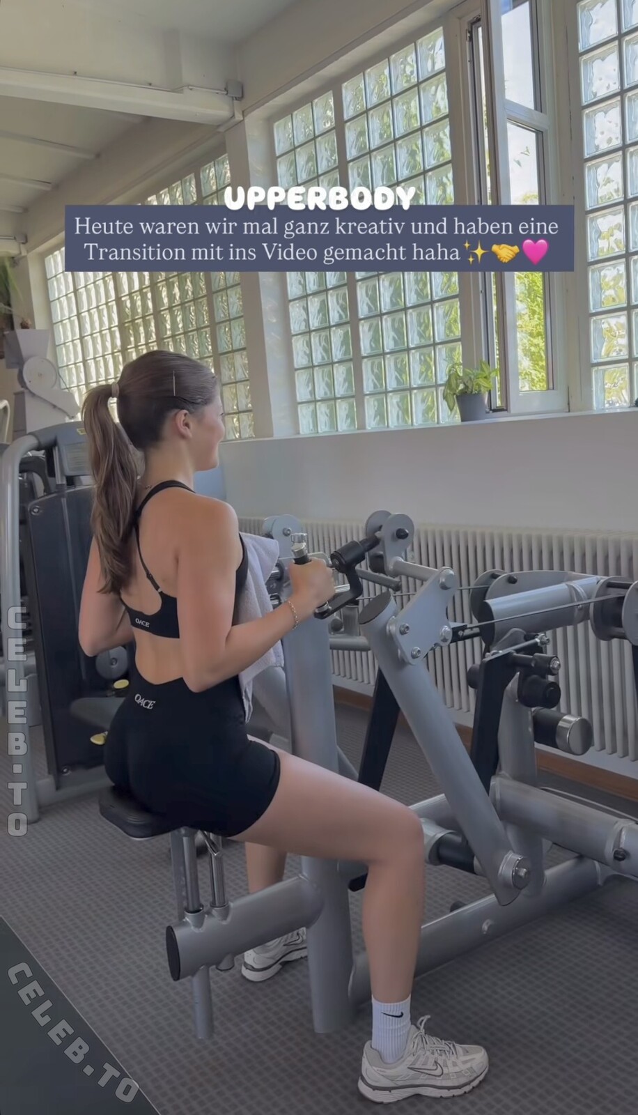 Lea Alena nude photo 3