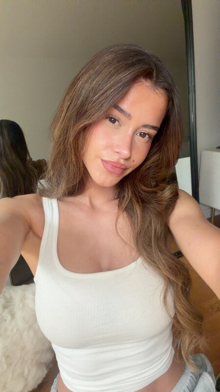 Lea Elui nude photo 6
