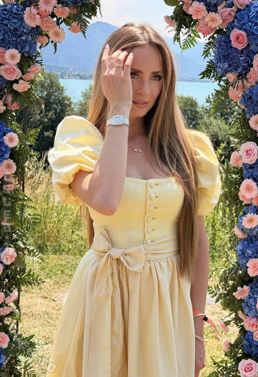 Lea Katharina Maria nude photo 4