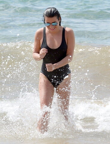 Lea Michele #pokies in a Swimsuit at a Beach in Hawaii 03/2017
