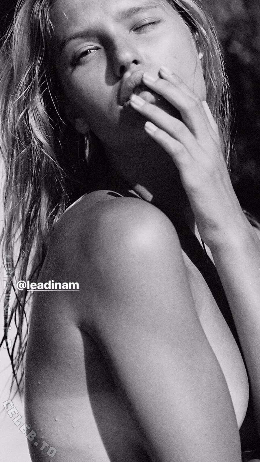 Lea Mohr nude photo 5